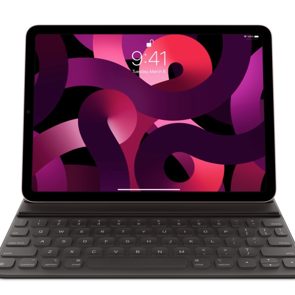 NWOT Apple Smart Keyboard Folio for iPad Pro 11" (1st,2nd,3rd & 4th generations)